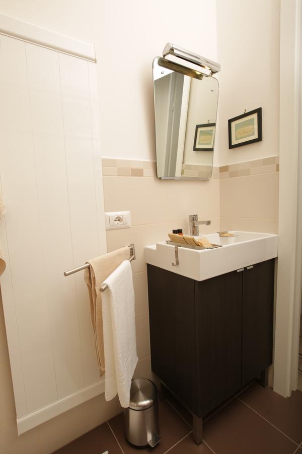 B&B Laurus Colosseo Rome Exterior photo